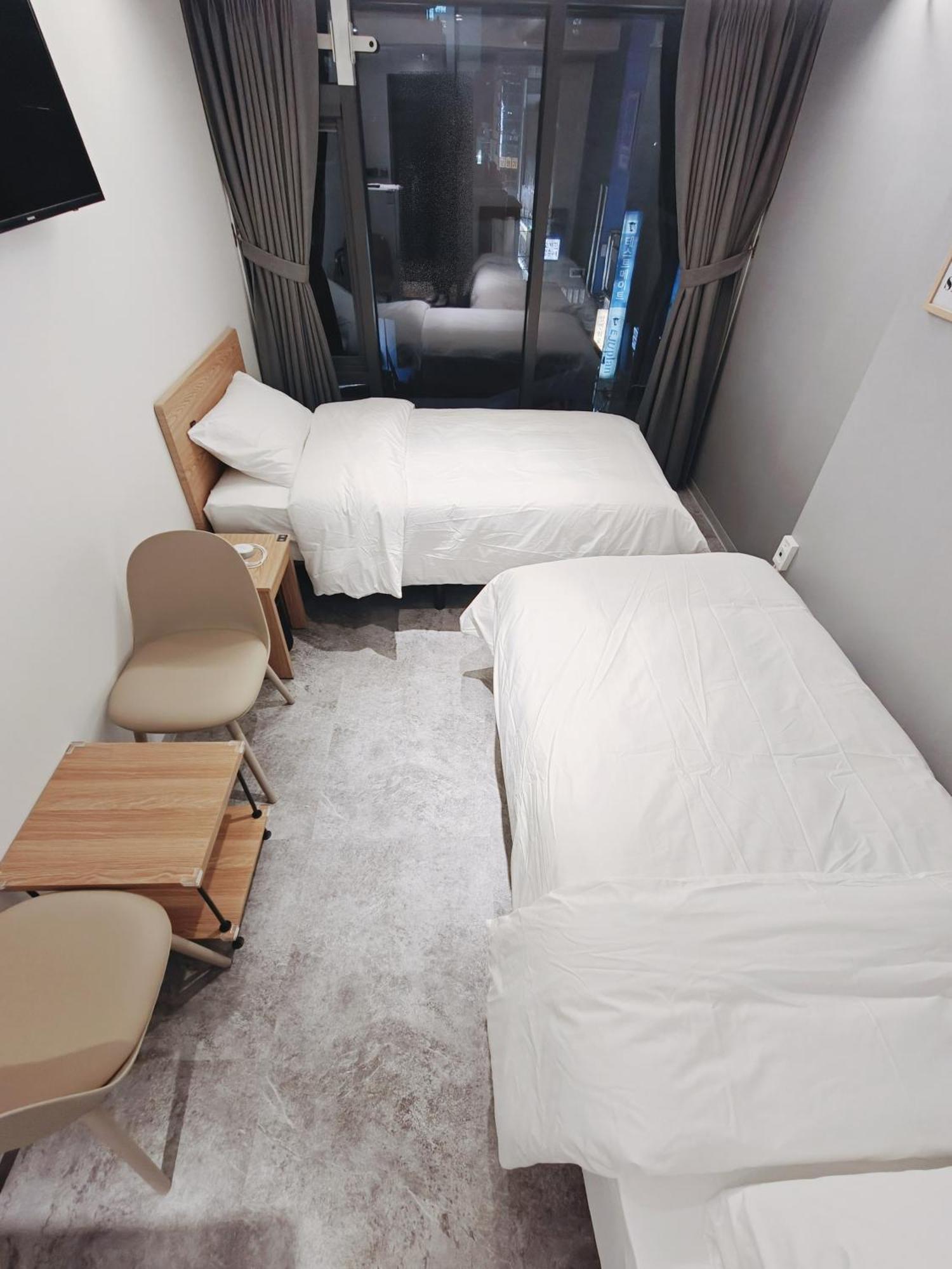 L Hostel Seul Esterno foto