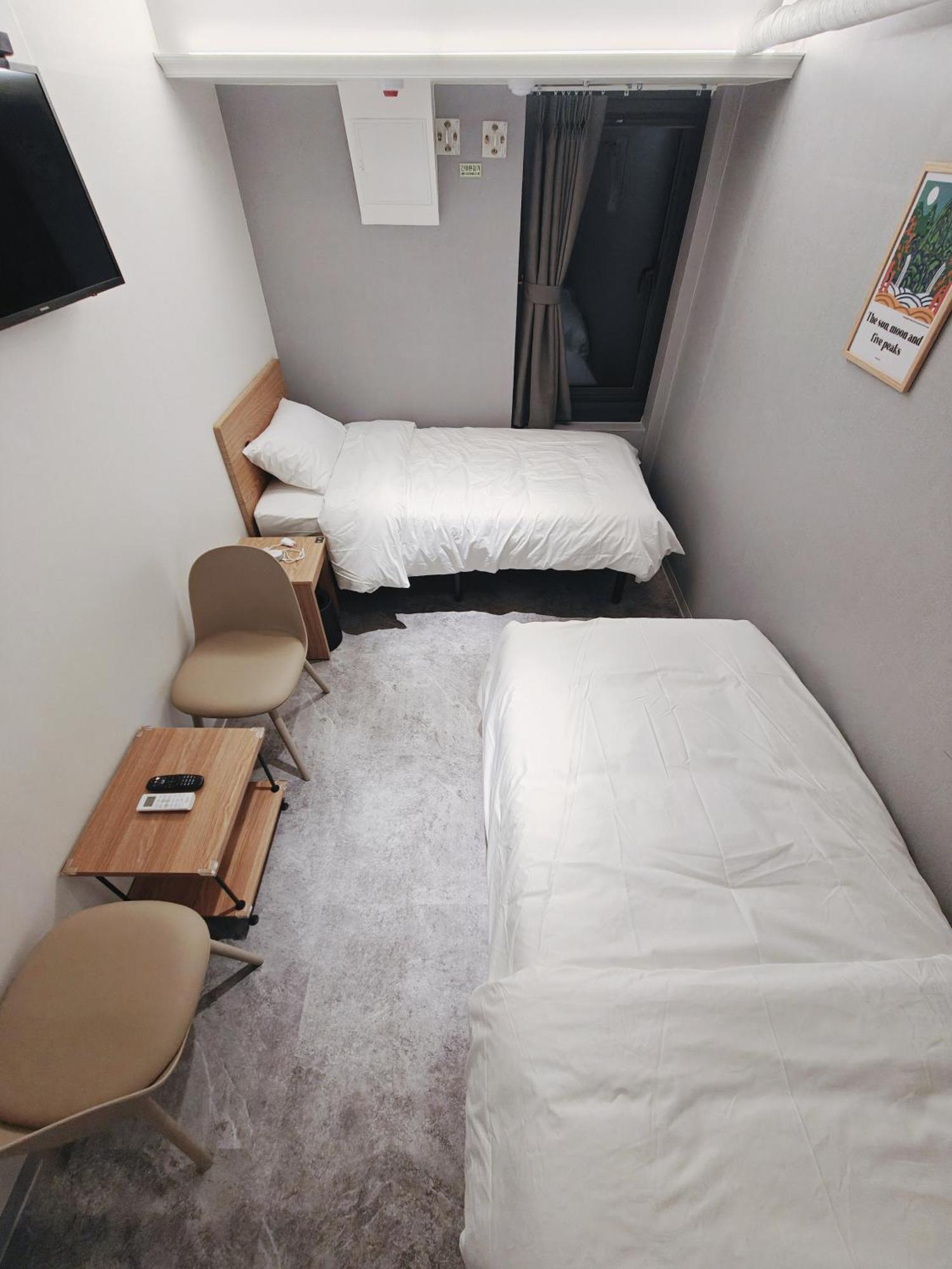 L Hostel Seul Esterno foto